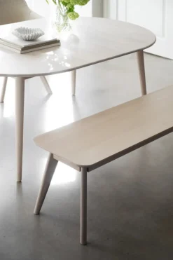Bänk 'Yumi' - Vitpigmenterad ek