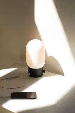 Bordslampa 'Urban Charger' - Guld