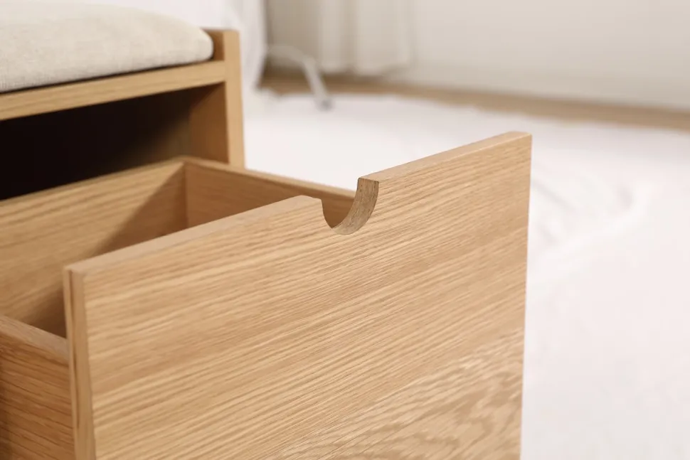 Hallbänk 'Mellby' - Ek