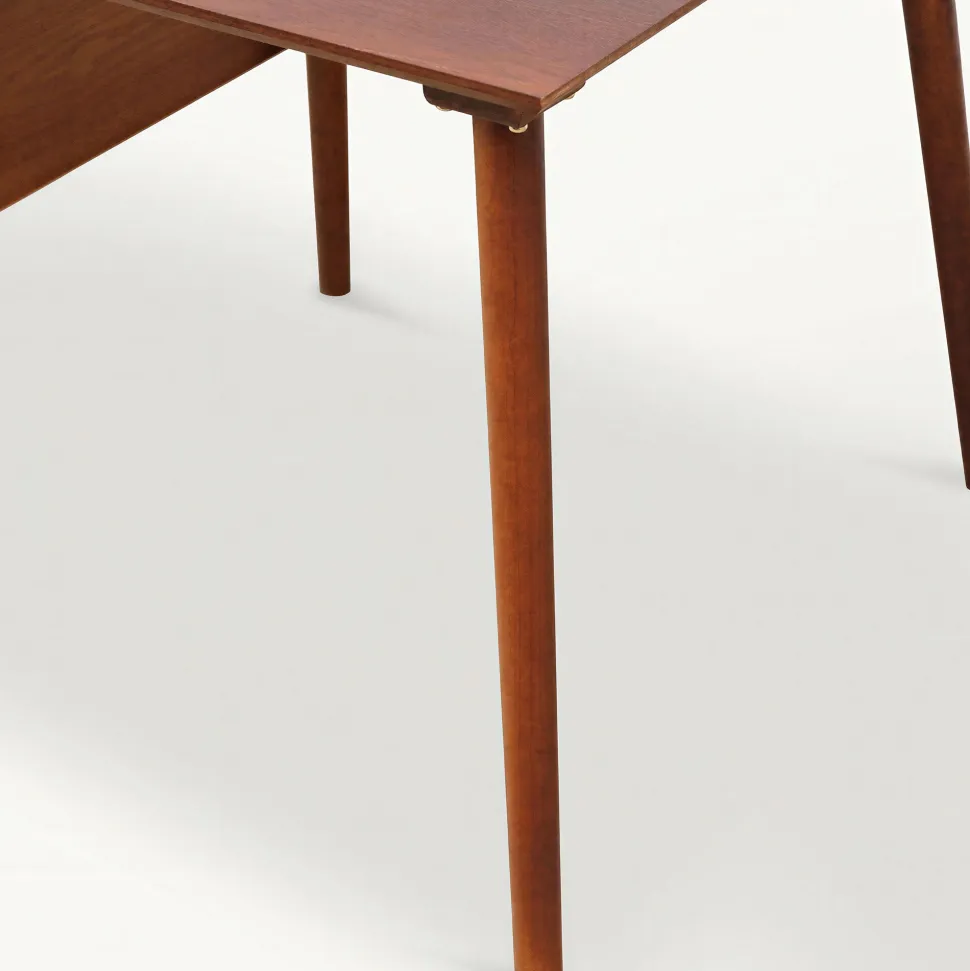 Klaffbord 'Fager' 160 cm - Walnut