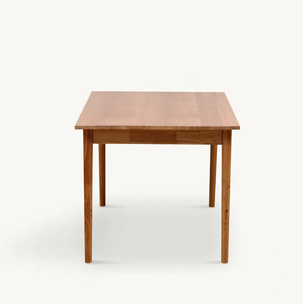 Matbord 'Fager' 135cm - Vitpigmenterad