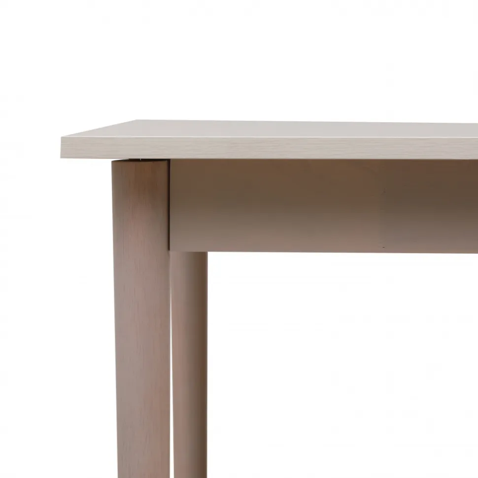 Matbord 'Fager' 135cm - Vitpigmenterad