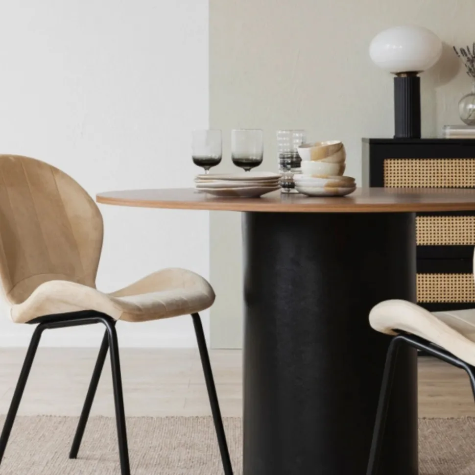 Matbord 'Rounded' Runt 120cm - Valnöt