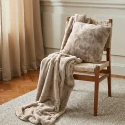 Pläd 'Aranga Super Soft Throw' 130x170cm - Brun