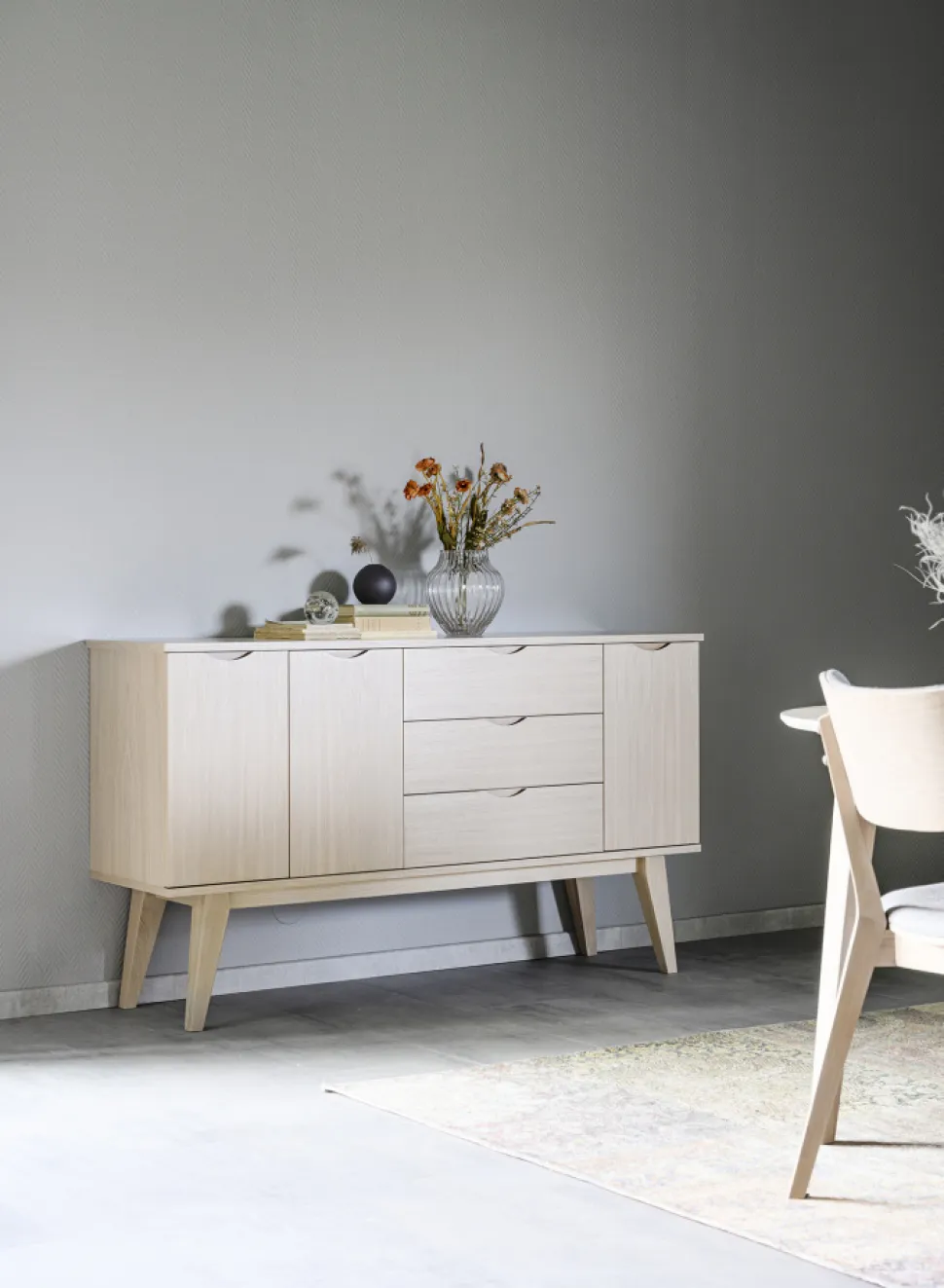 Sideboard 'Filippa' 122x85cm - Ek/Vitpigmenterad