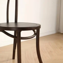 Stol 'Bistro' - Valnöt
