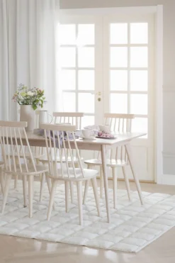 Stol 'Lotta' - Vitpigmenterad