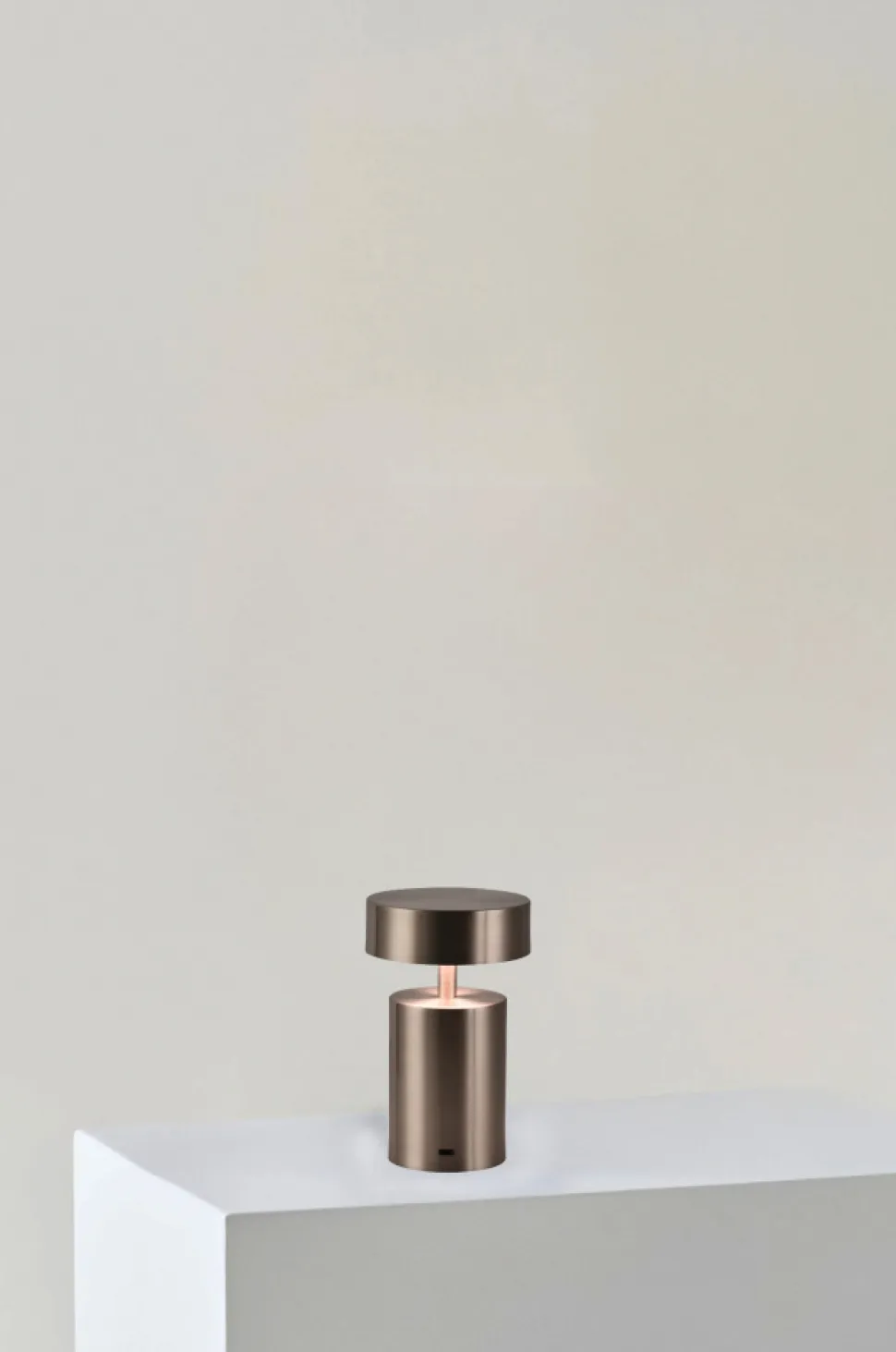 Uppladdningsbar lampa 'Boxholm' - Silver